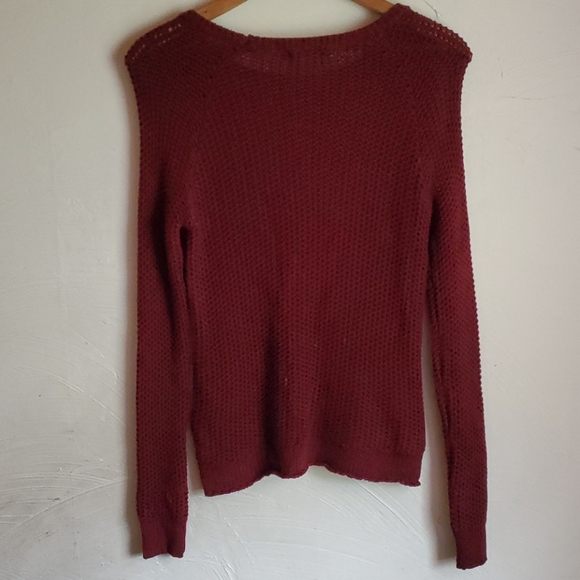 Brandy Melville OS Sweater - Picture 3 of 3